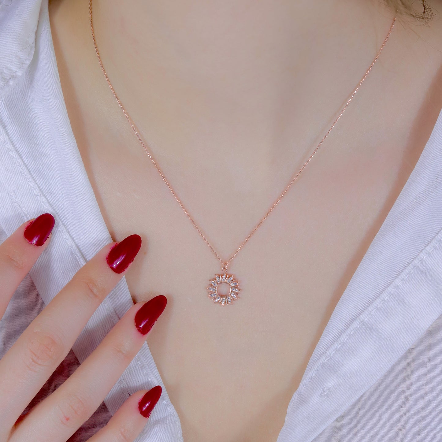 925 Sterling Silver Glowe | Sun Necklace