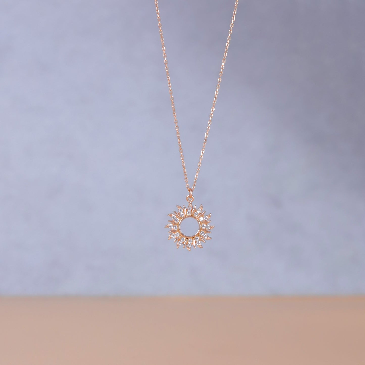 925 Sterling Silver Glowe | Sun Necklace